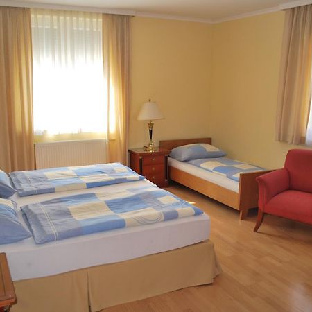 Hotel Zachs Занкт-Марґаретен-ім-Бурґенланд Екстер'єр фото